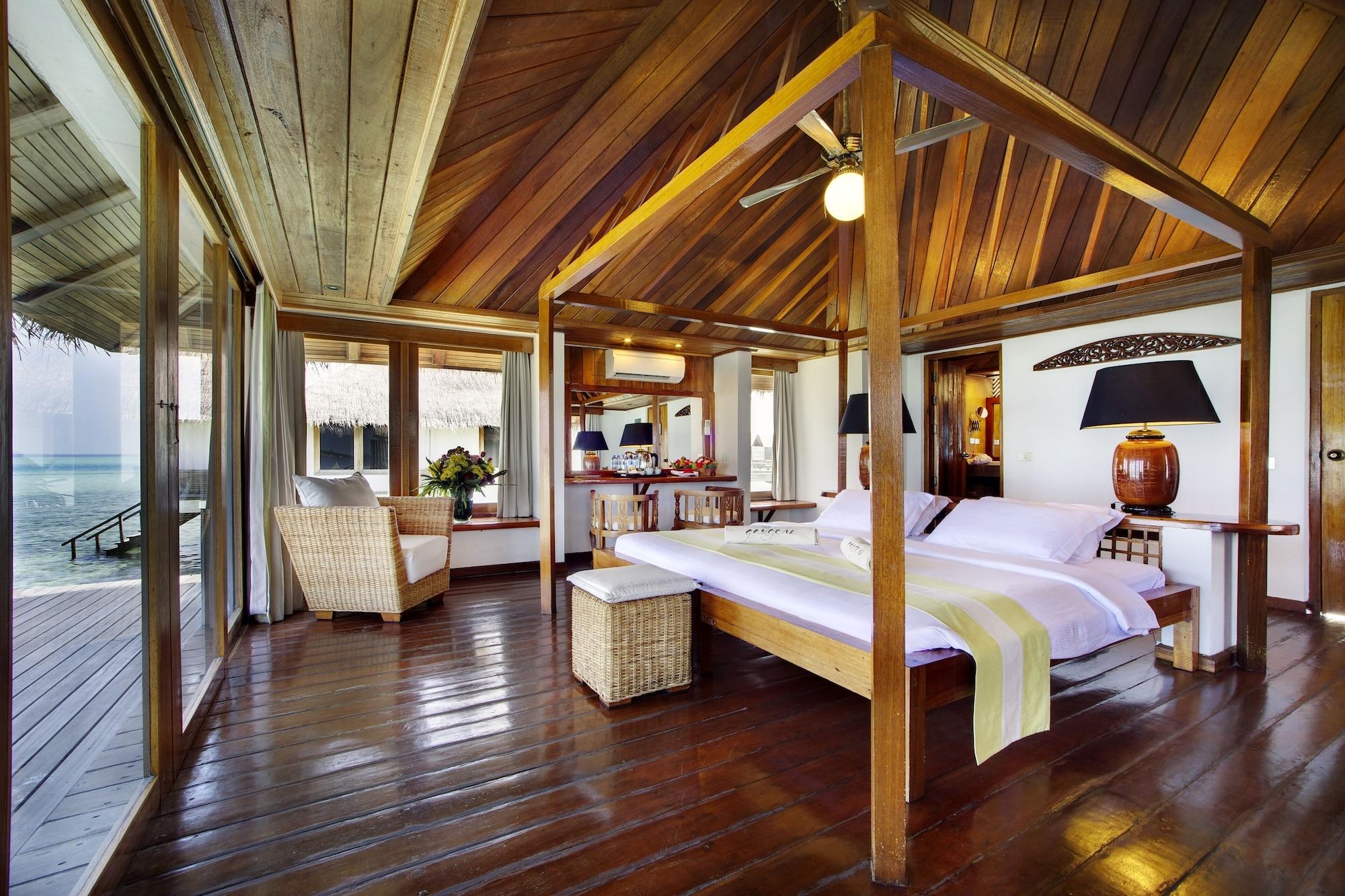 Gangehi Island Resort & Spa Екстериор снимка