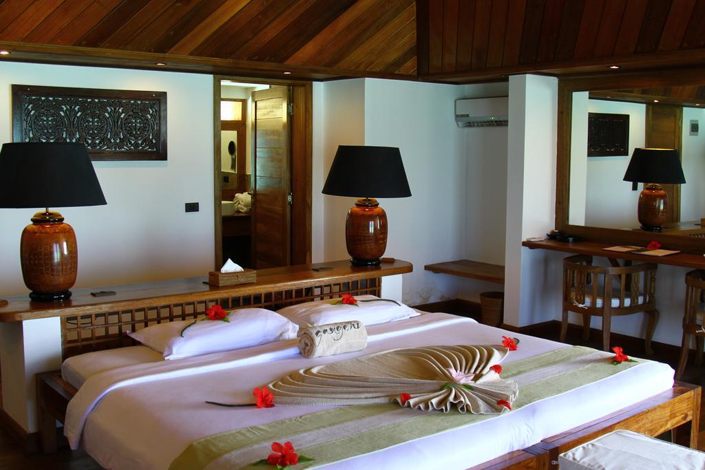 Gangehi Island Resort & Spa Екстериор снимка